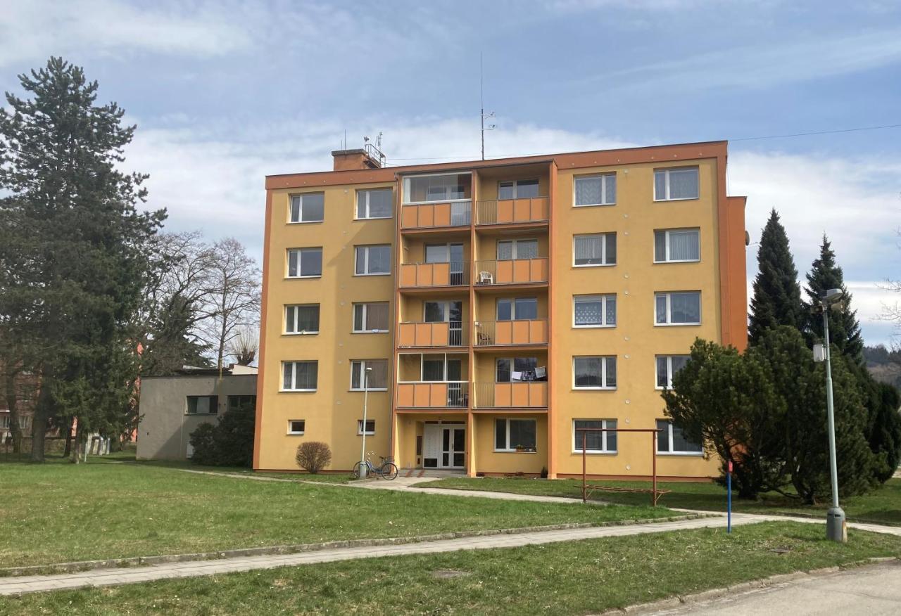 Apartman Ve Velkych Losinach Velke Losiny Luaran gambar