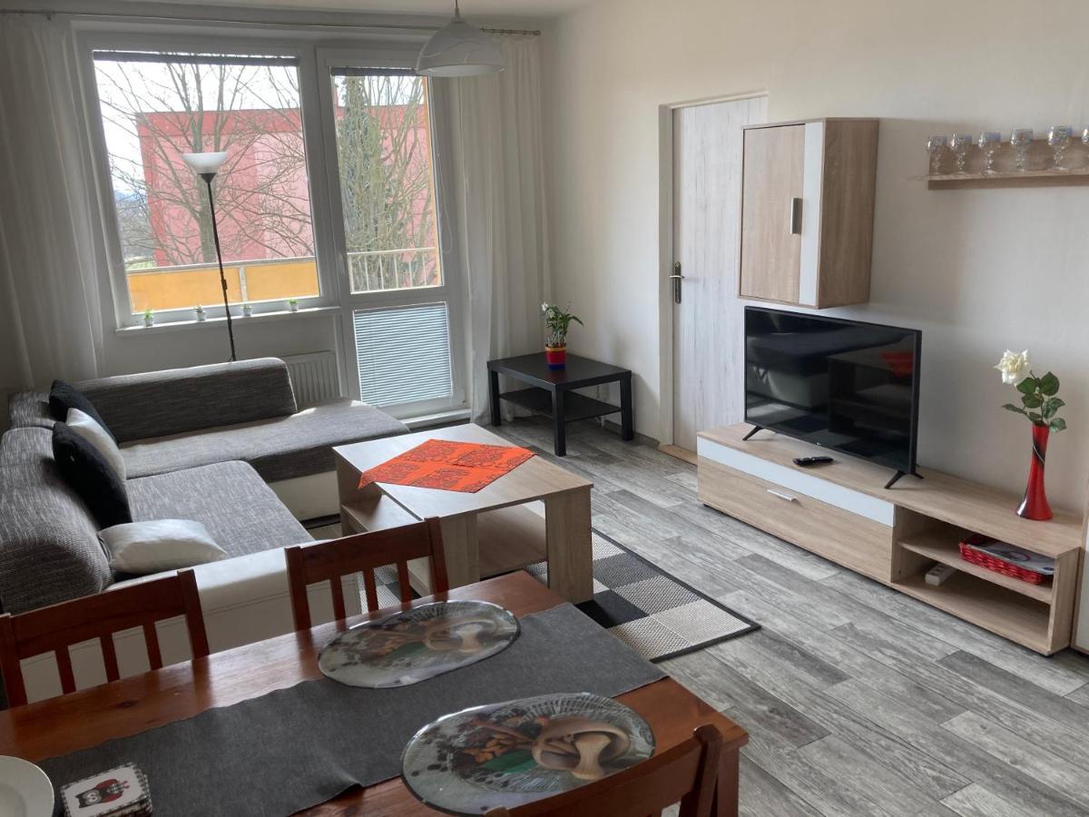 Apartman Ve Velkych Losinach Velke Losiny Luaran gambar